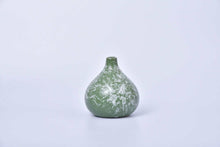 โหลดรูปภาพลงในเครื่องมือใช้ดูของ Gallery Circle vase
