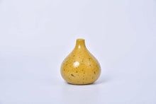 โหลดรูปภาพลงในเครื่องมือใช้ดูของ Gallery Circle vase
