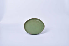 โหลดรูปภาพลงในเครื่องมือใช้ดูของ Gallery Plate medium 8''
