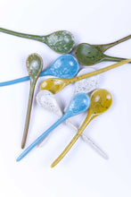 โหลดรูปภาพลงในเครื่องมือใช้ดูของ Gallery Large Freeform Spoon
