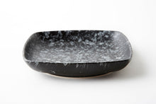 โหลดรูปภาพลงในเครื่องมือใช้ดูของ Gallery Classic Curved Square Plate
