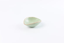 โหลดรูปภาพลงในเครื่องมือใช้ดูของ Gallery Small Freeform Shell
