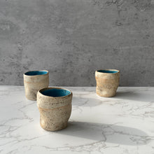 โหลดรูปภาพลงในเครื่องมือใช้ดูของ Gallery Small Freeform Oreo
