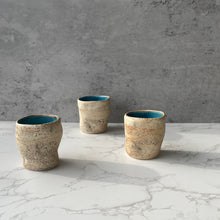 โหลดรูปภาพลงในเครื่องมือใช้ดูของ Gallery Small Freeform Oreo
