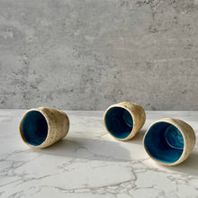 โหลดรูปภาพลงในเครื่องมือใช้ดูของ Gallery Small Freeform Oreo
